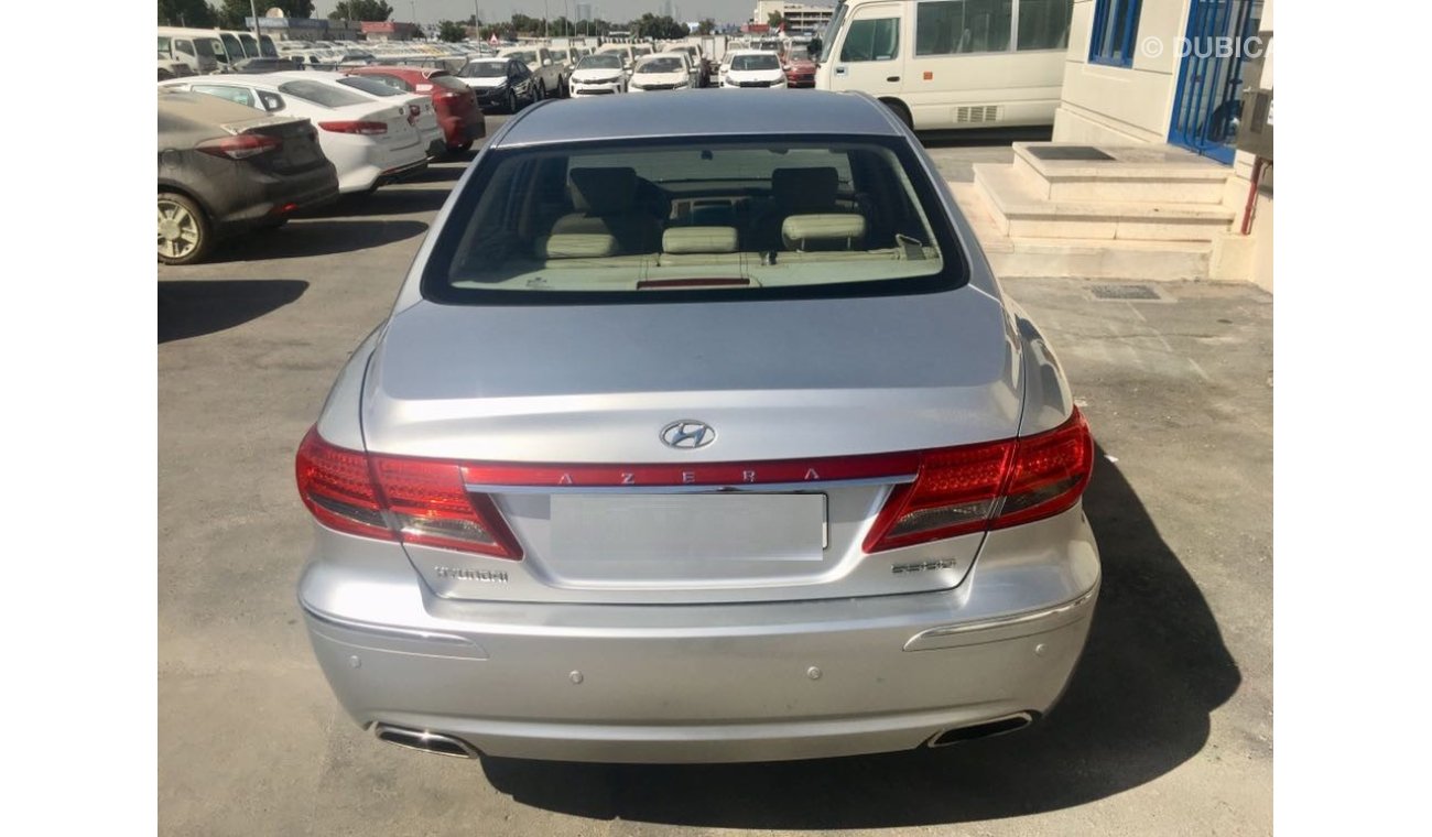 Hyundai Azera