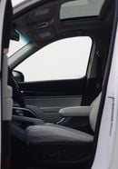 كيا تيلورايد The Kia Telluride is a popular 3-row, 7-8 seater midsize SUV, recognized for its luxurious, upscale 