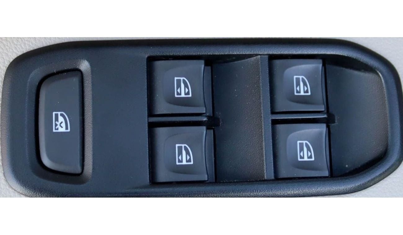 Renault Duster SE 2.0L Renault Duster 4WD  2020 GCC 2.0 Original Paint accident-free in excellent condition 683 P.M