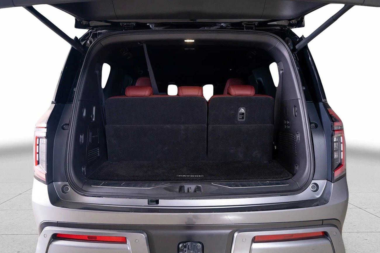 Nissan Patrol LE Platinum City 5.6L LE PLATINUM CITY 3.8