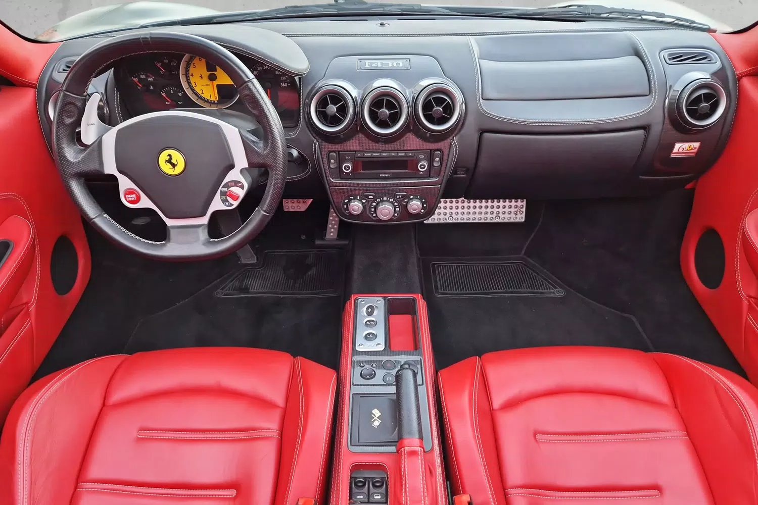 Ferrari F430 interior - Cockpit