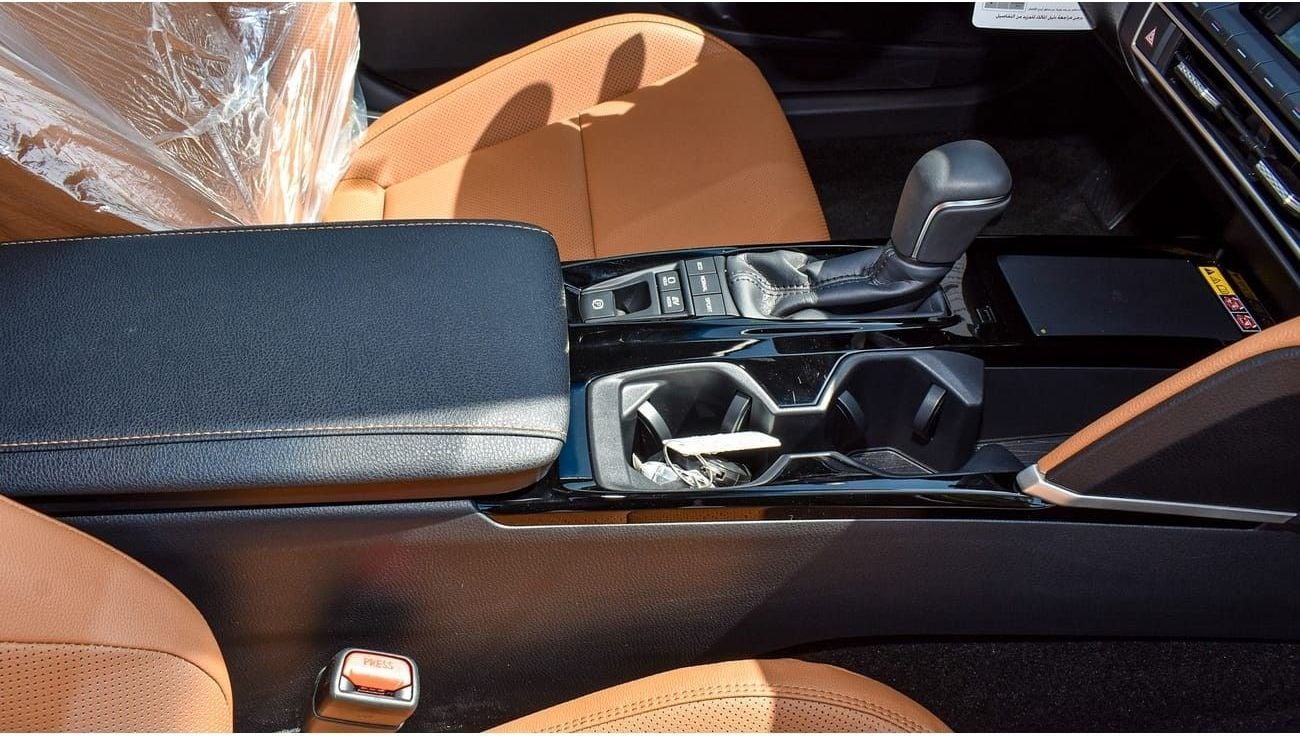 Toyota Camry Lumiere 2.5L Hybrid