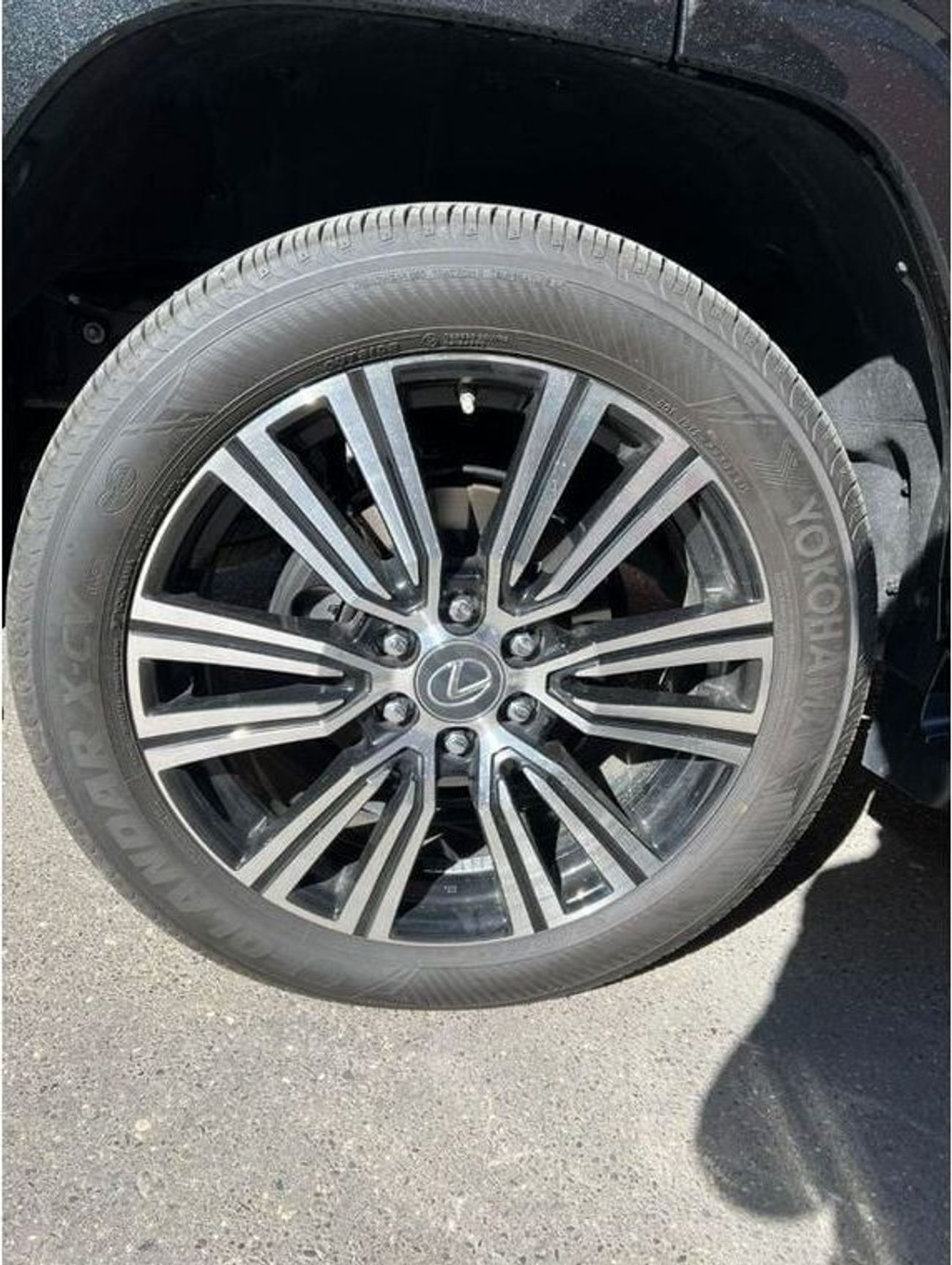 Lexus LX 600 Signature 3.5L 2024 YM (For export only)