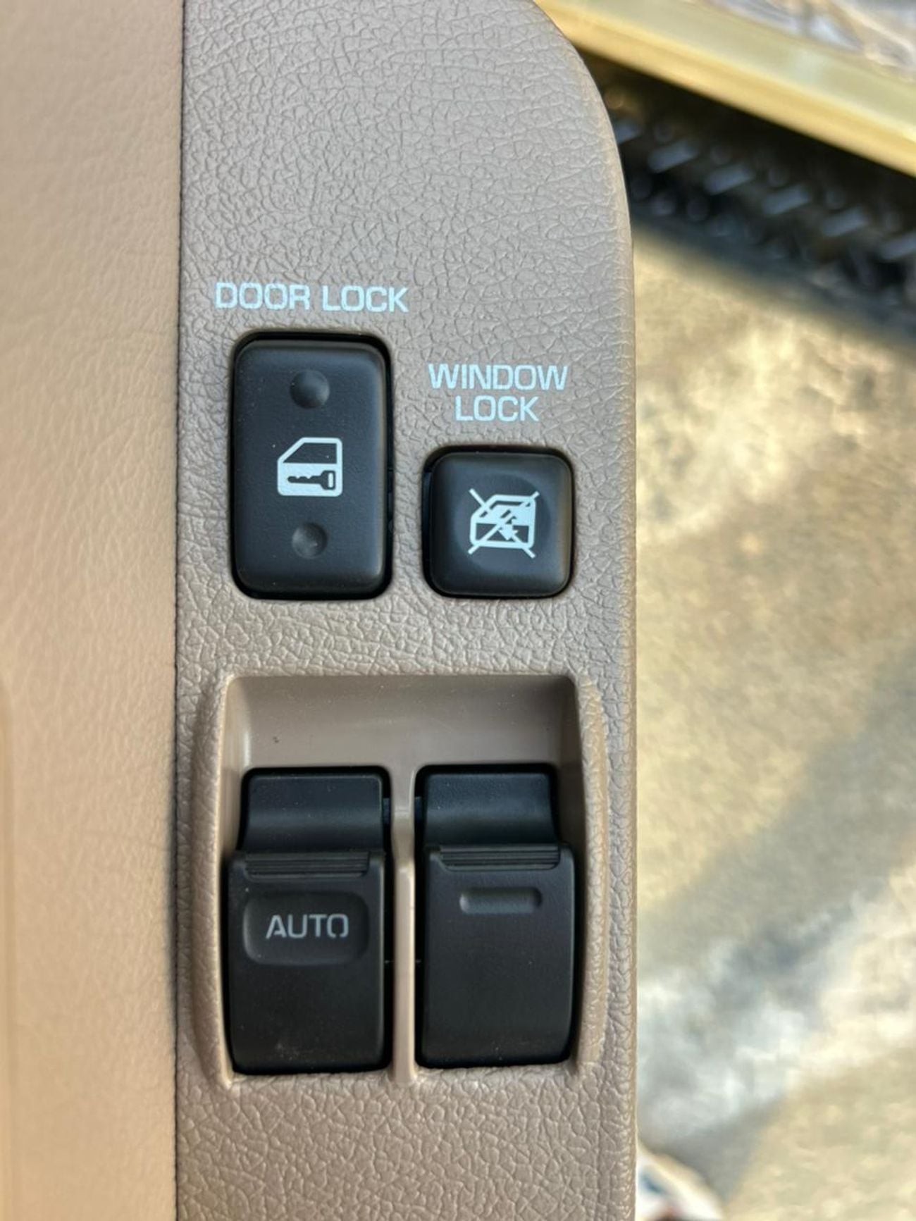 Toyota Land Cruiser Pick Up Std 4.0L Single Cab Utility 4WD