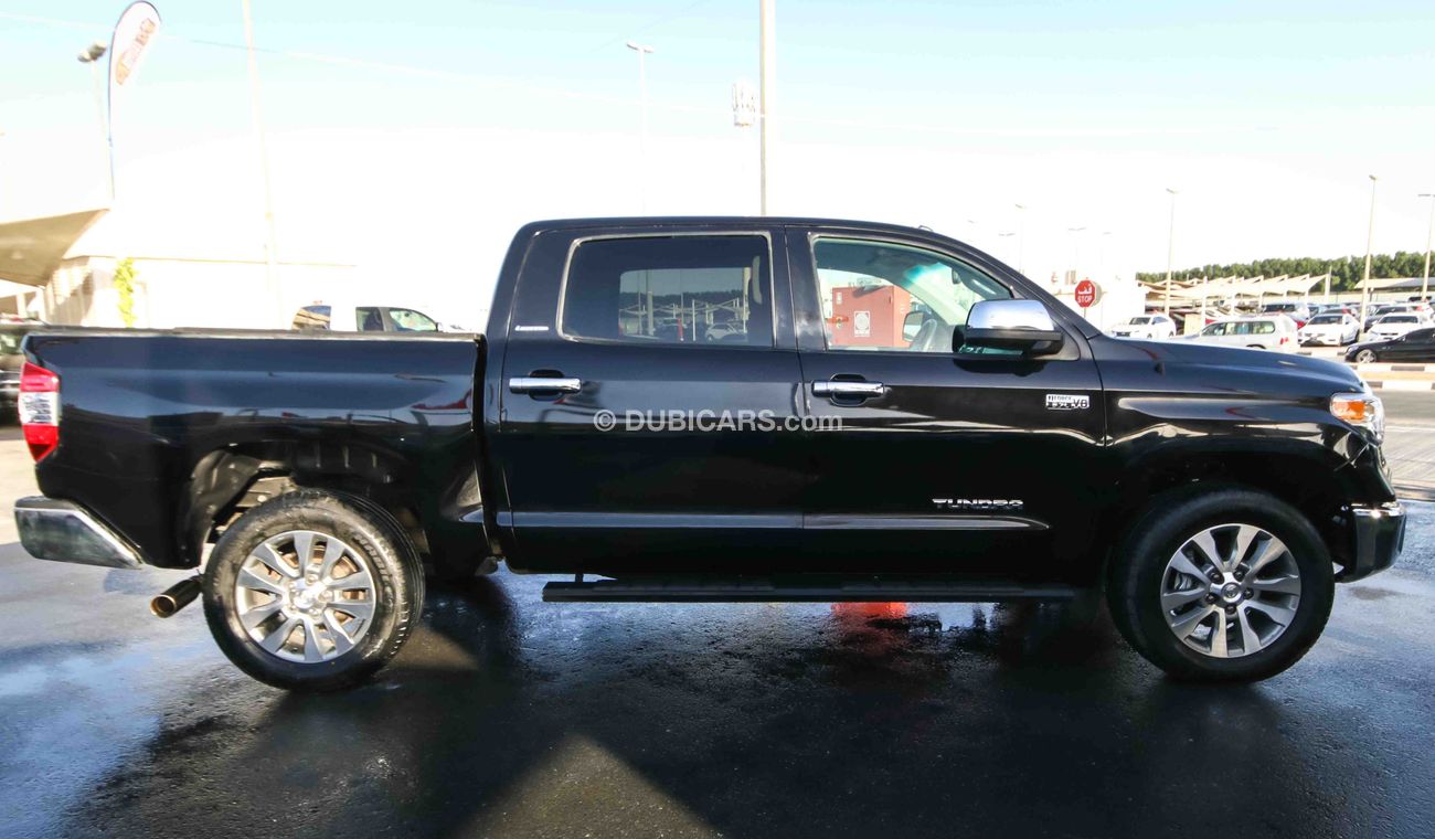 Toyota Tundra 5.7L V8 4X4 Limited