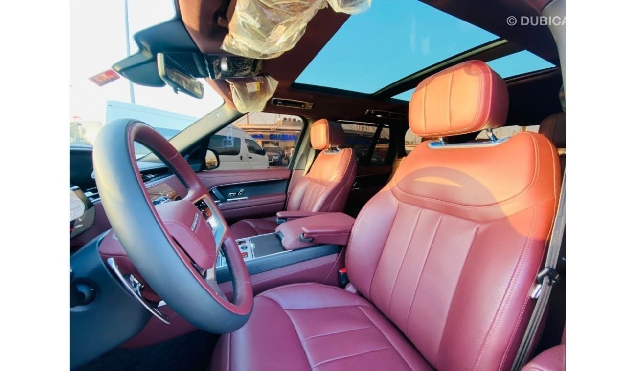 Land Rover Range Rover GCC SPEC UNDER WARRANTY AND SERVICE CONTRACT