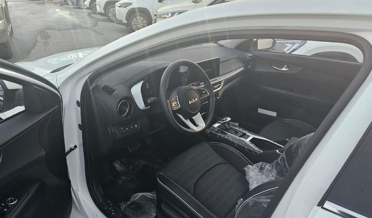 Kia K3 KIA K3 2024 MODEL 1.5L FULL OPTION