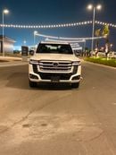 تويوتا لاند كروزر VXR
