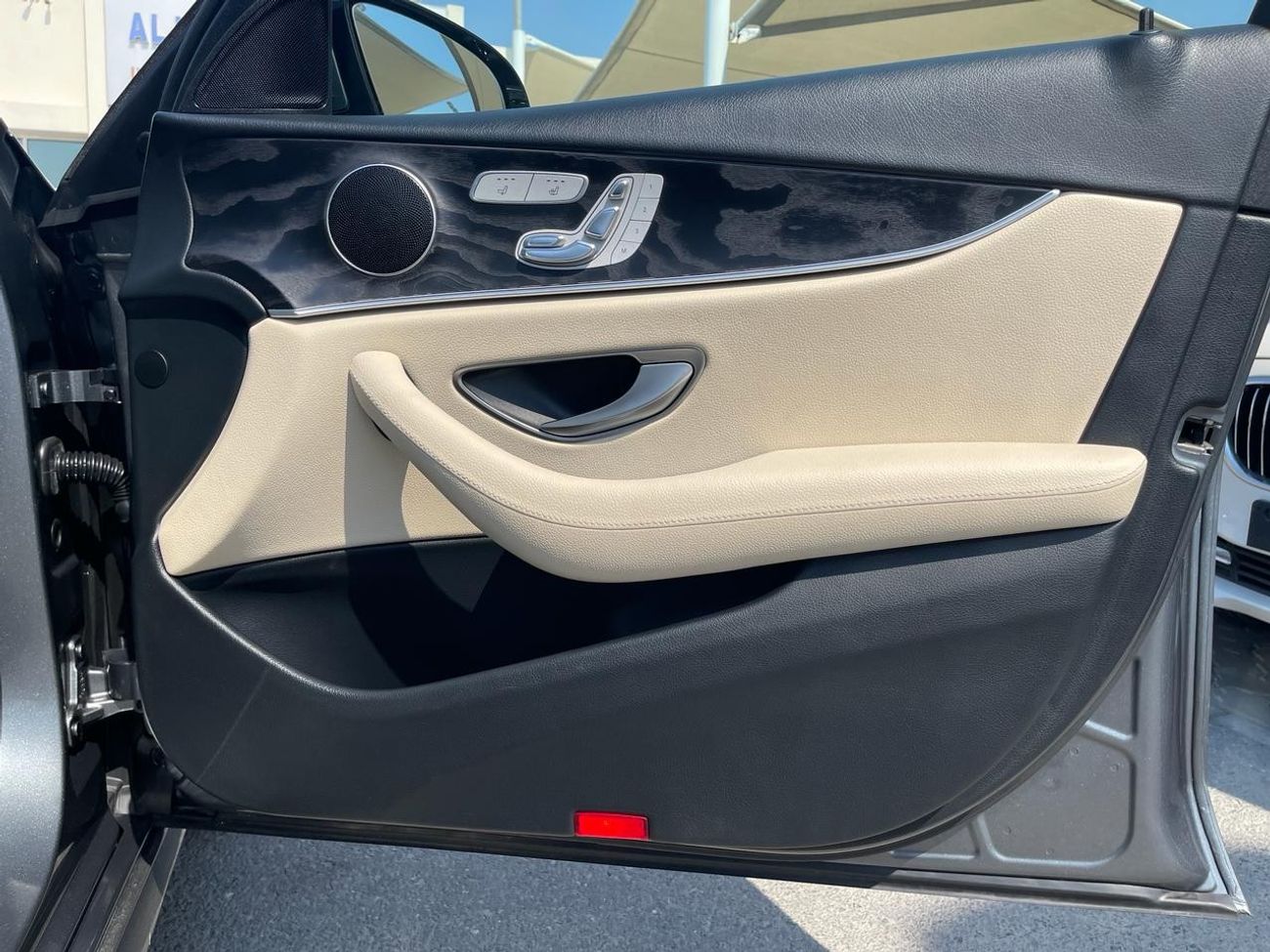 مرسيدس بنز E300 AMG