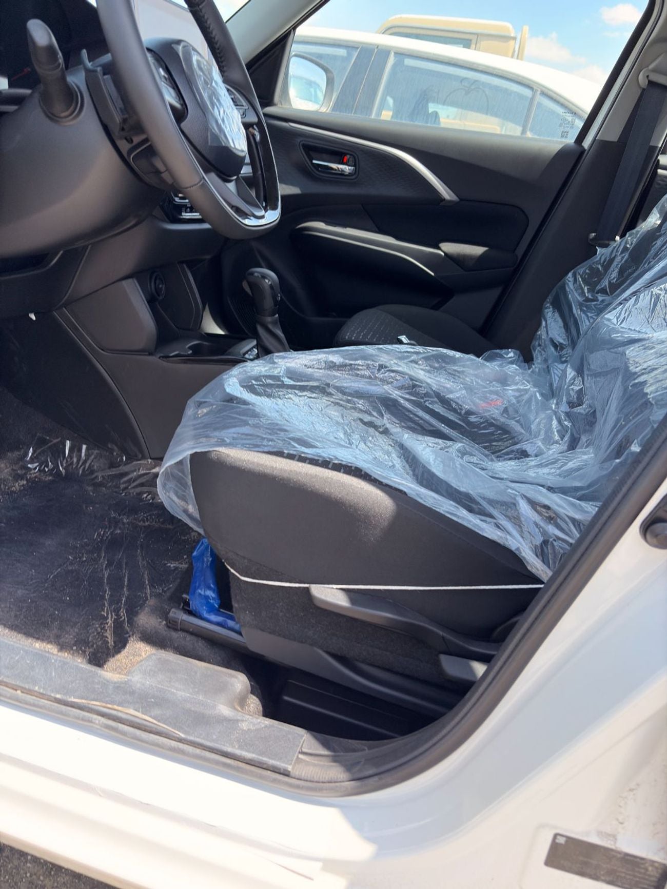 سوزوكي سويفت Suzuki Swift GLX, 1.2L Petrol A/T