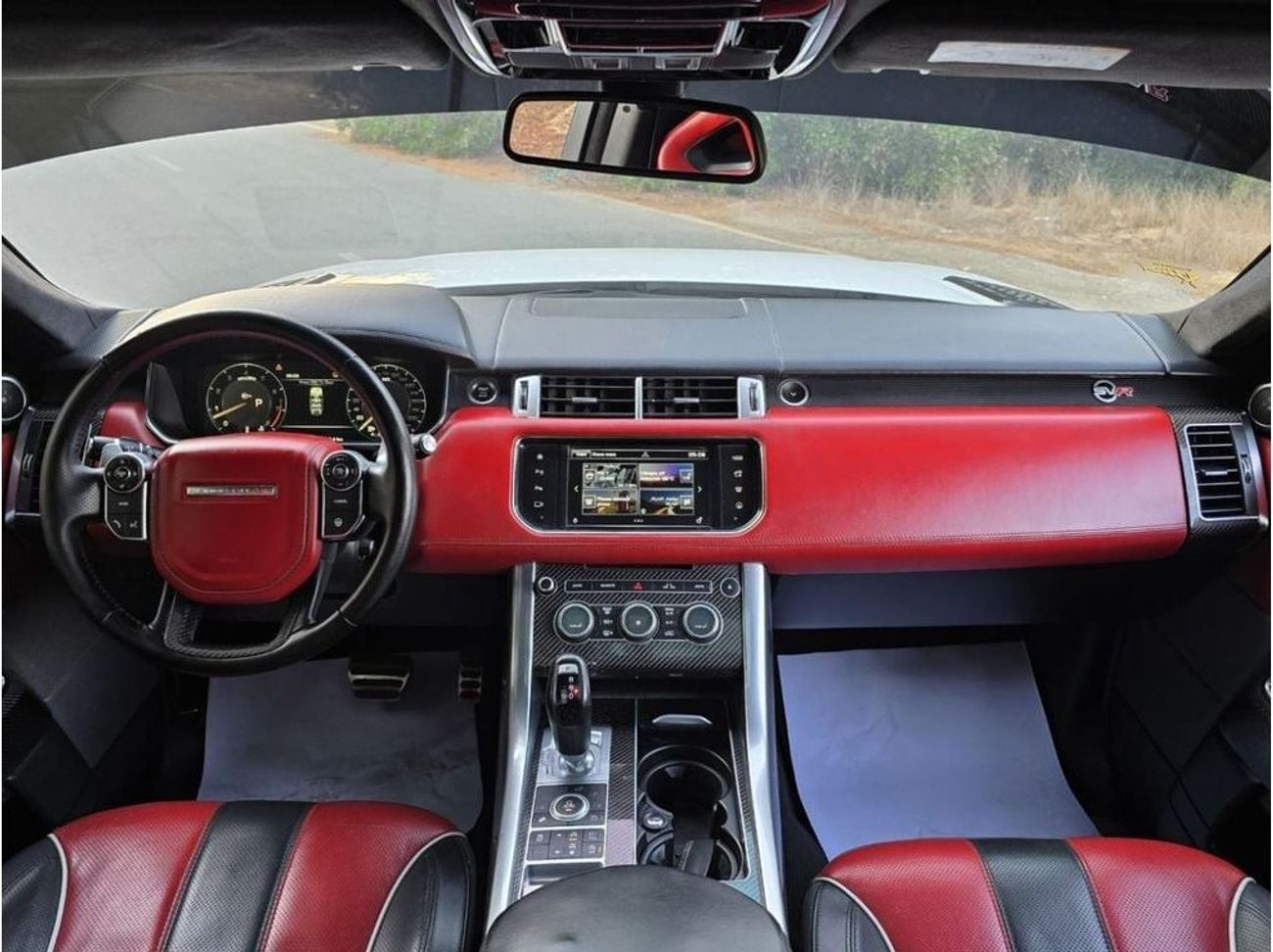 لاند روفر رينج روفر سبورت SVR 5.0L (575 HP) 4WD SPORT SVR 2016 GCC //FSH //ACCIDENTS FREE //ORIGINAL PAINT