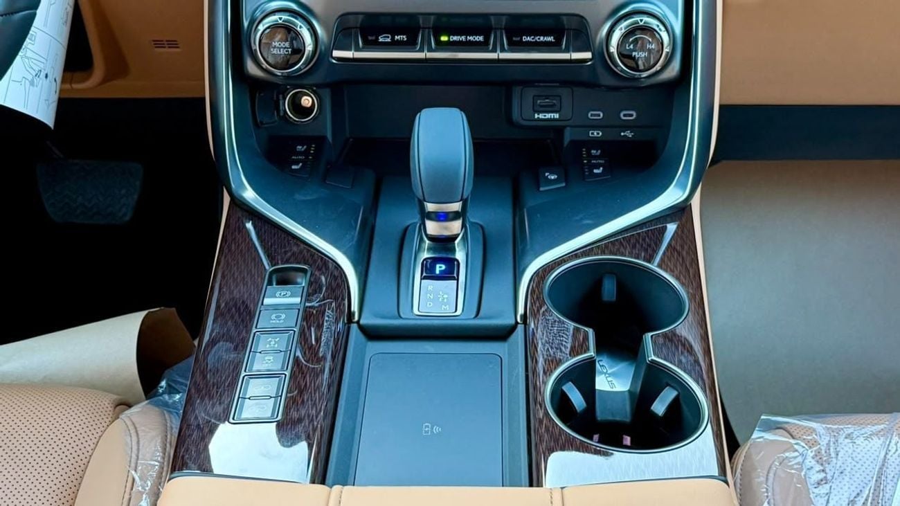 لكزس LX 700h F SPORT - دول مجلس التعاون الخليجي - 2026 سيارة بخمسة مقاعد