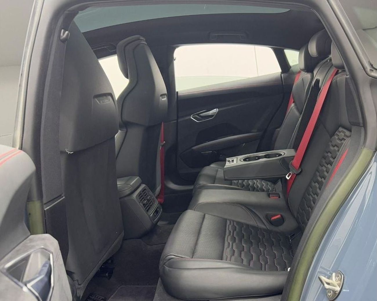 Audi etron GT 2023 Audi E-Tron GT, Audi Warranty, Full Audi Service History, Full Options, Very Low Kms, GCC