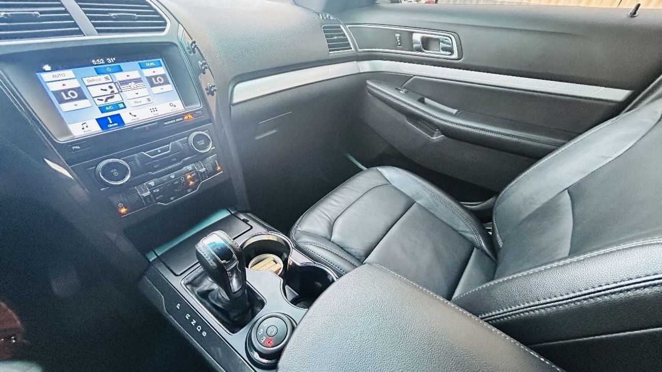 Ford Explorer AED 1,240 PM | FORD EXPLORER XLT-SPORT 2017 | FSH | MOONROOF | LEATHER SEATS | 4WD | 7 SEATS