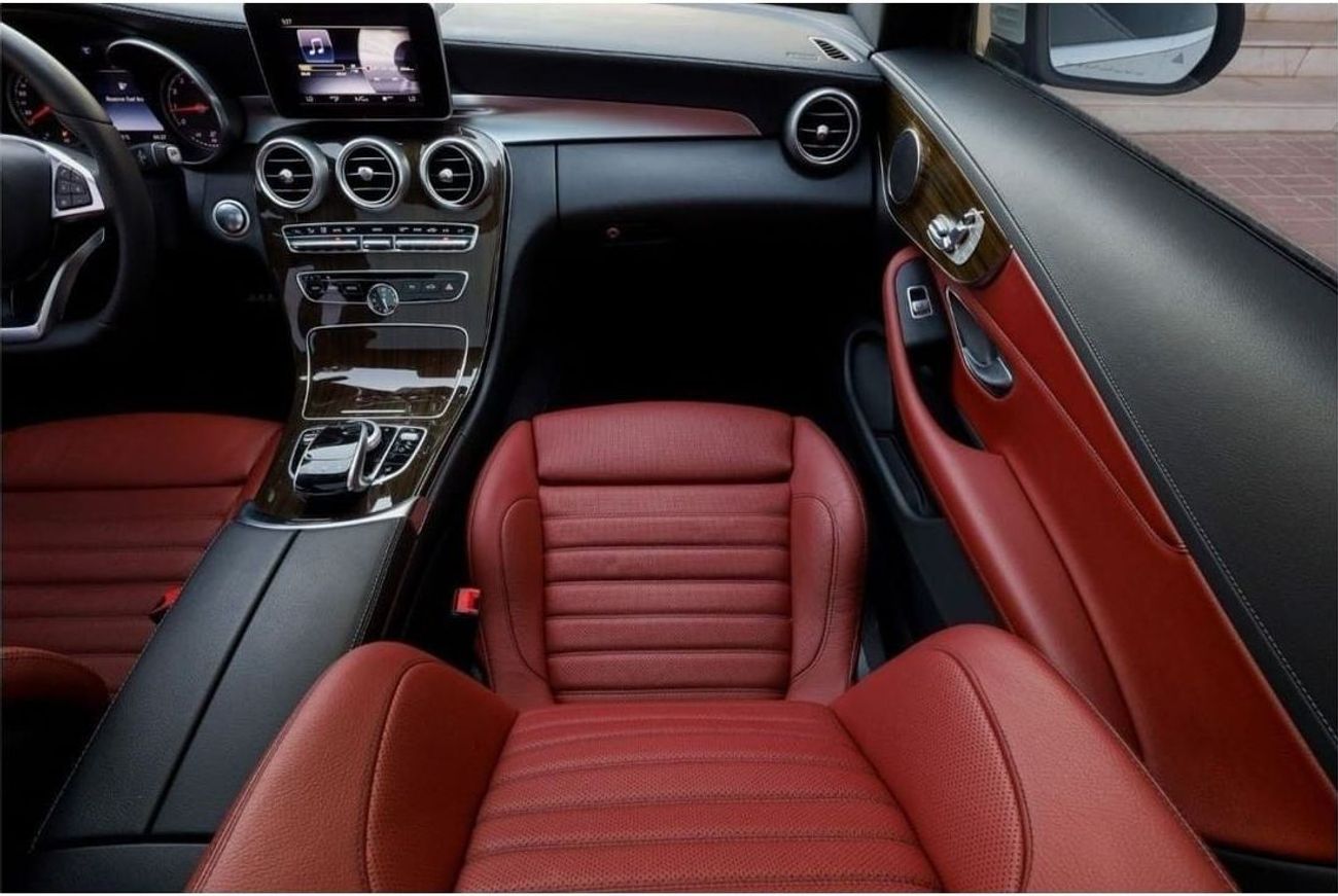 مرسيدس بنز C 200 كوبيه AMG