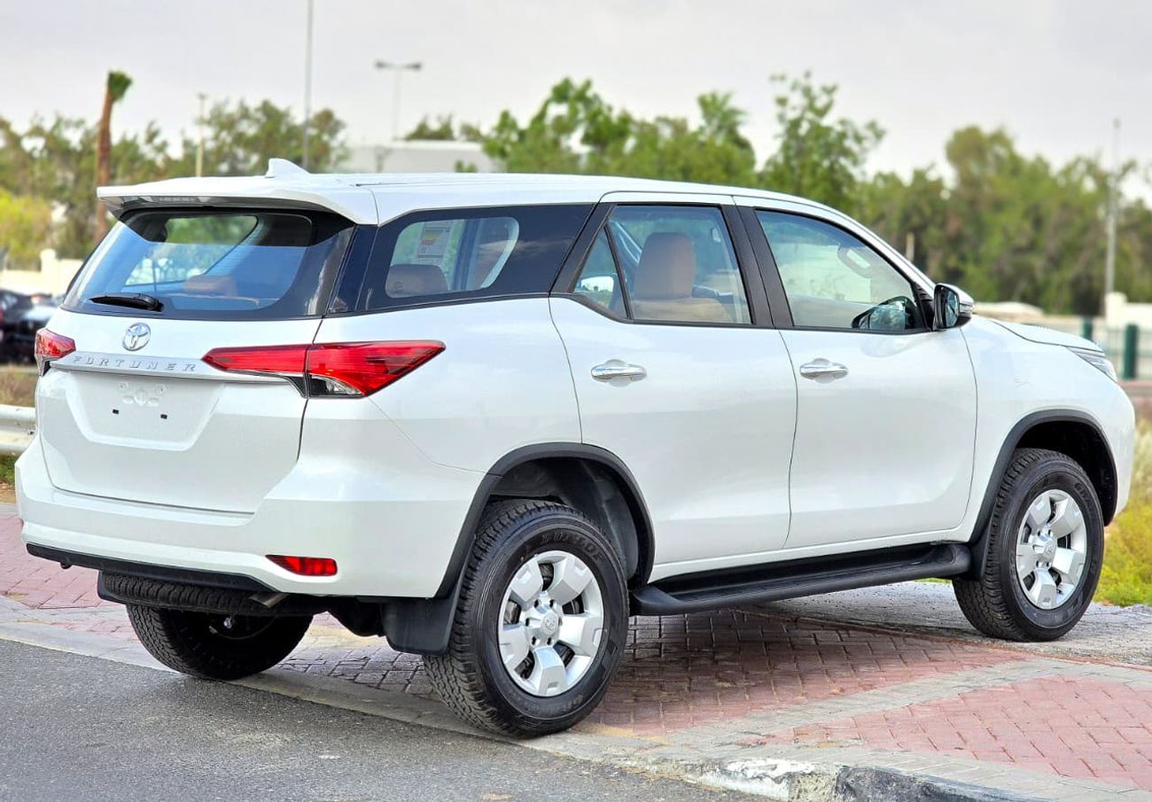 تويوتا فورتونر GX2 4X4 Diesel 2.4L