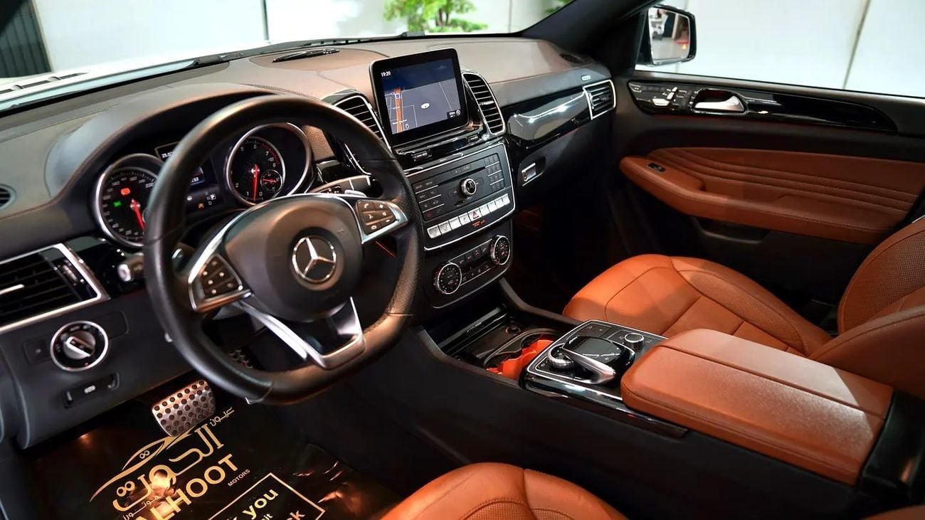 Mercedes-Benz GLE 43 AMG LUXURY MERCEDES GLE 43 || TOP RANGE || GCC || SCREENS || LIKE || FREE ACCIDENTS