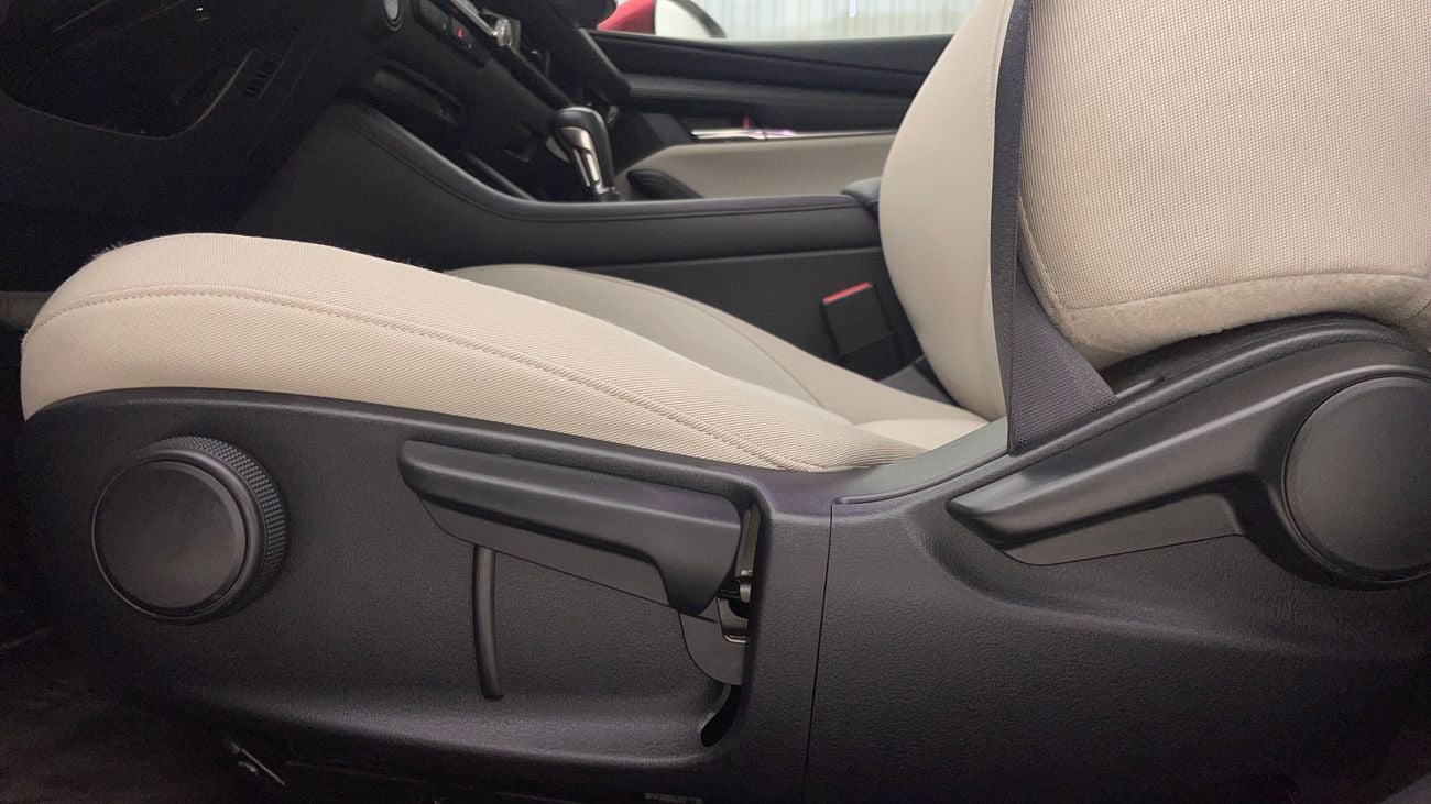 مازدا 3 ALLURE 2 | بدون دفعة مقدمة | اختبار القيادة في المنزل