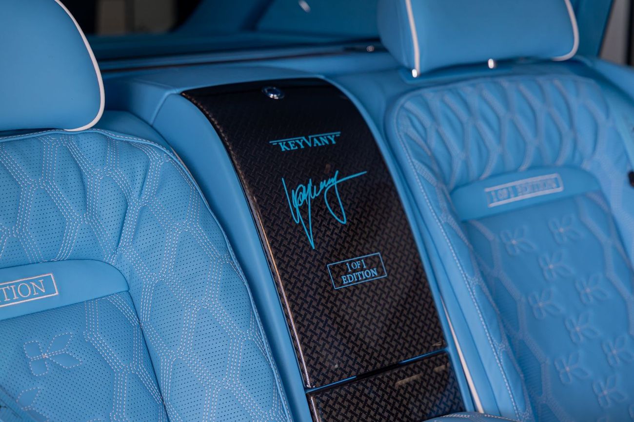 رولز رويس كولينان ROLLS ROYCE COLLINAN - 2025 - BY KEYVANY - 1 OF 1  PERFECT CONDITION - BLACK BADGE