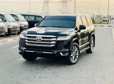 Toyota Land Cruiser Toyota landcuriser GXR V6 Years 2018 upgrade inside and outside 2025 full option 4.0 L petrol