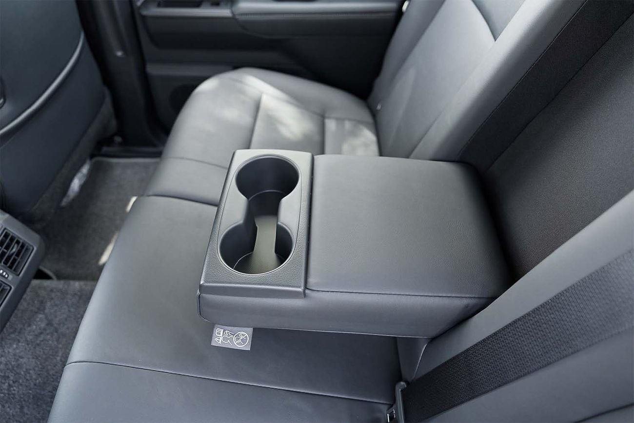 Toyota Hilux ADVENTURE 2026 Toyota Hilux Travo 2.8L Diesel 4x4 Automatic — Thailand Specs