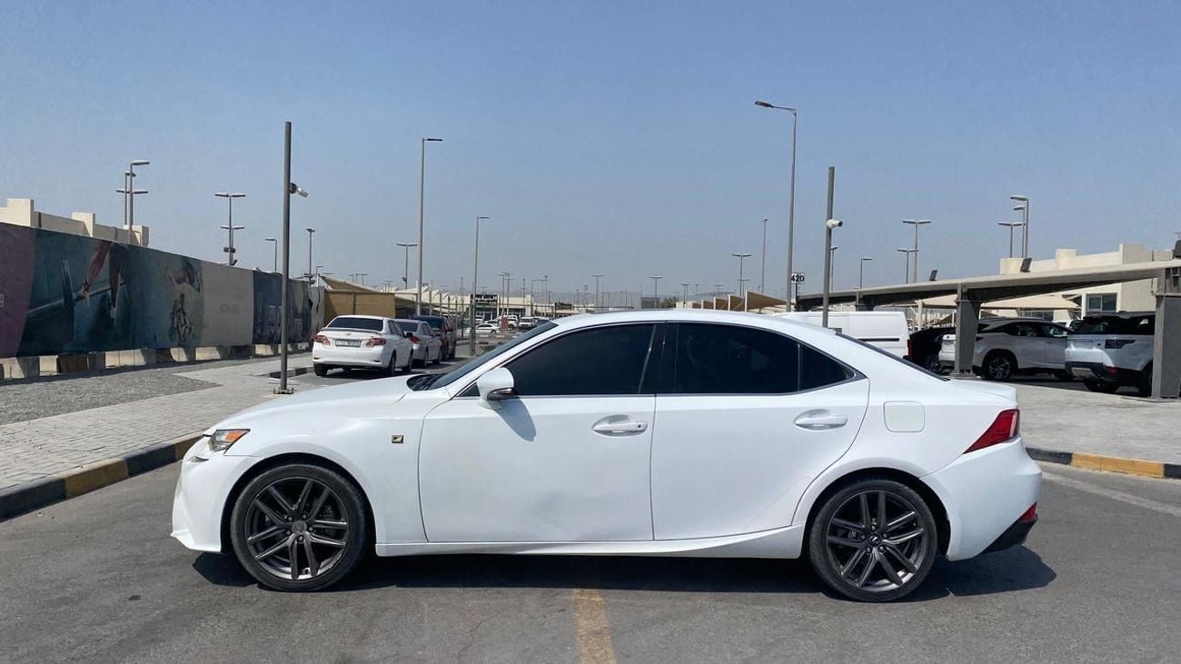 لكزس IS 250 F Sport 2.5L