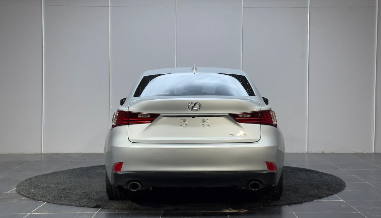 لكزس IS 250 F sport