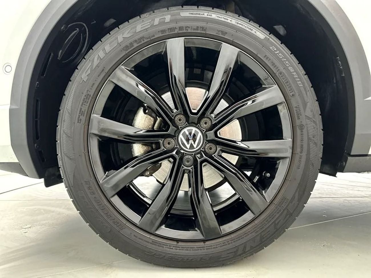 فولكس واجن T ROC R-Line