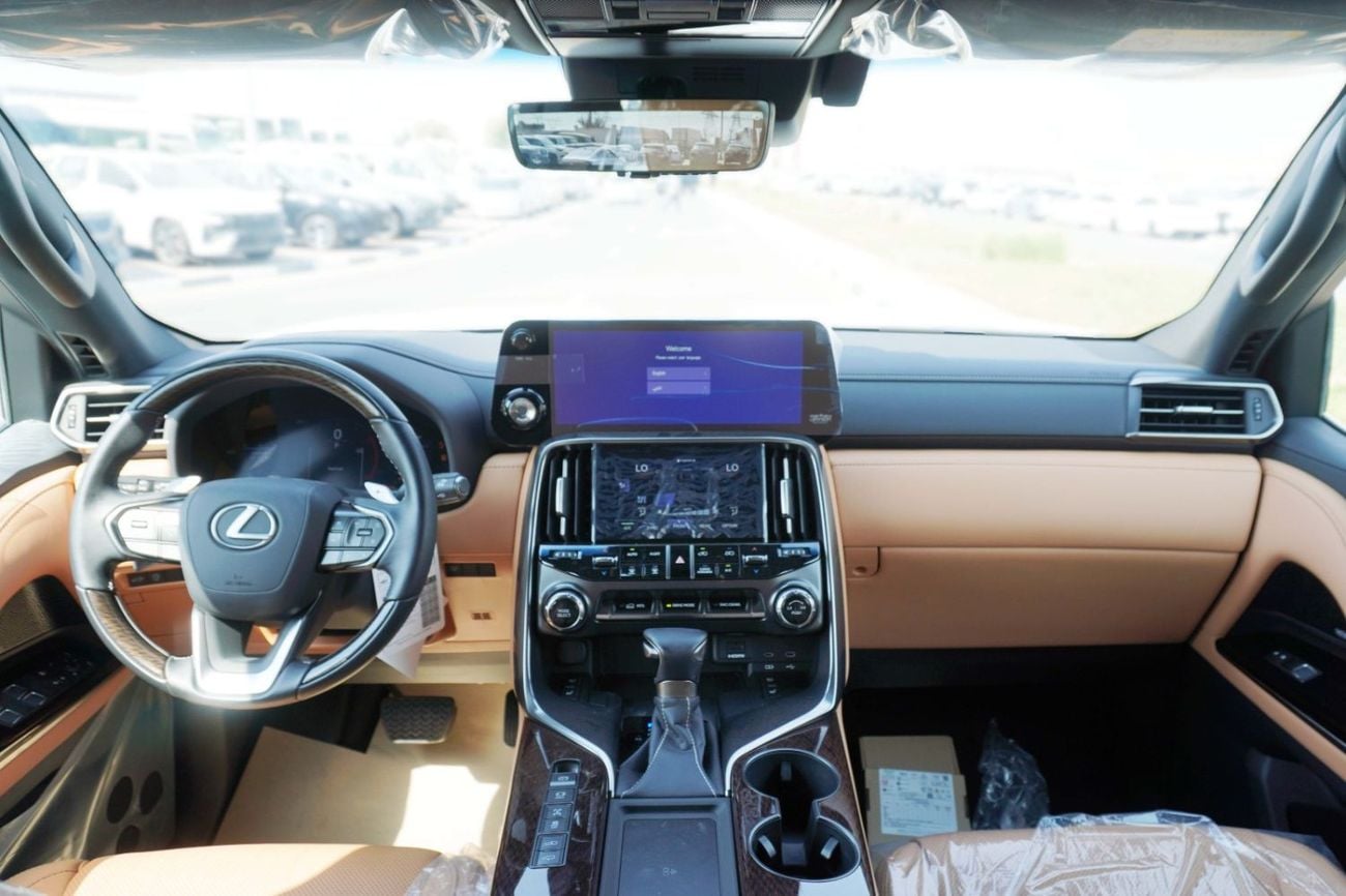 لكزس LX 600 SIGNATURE