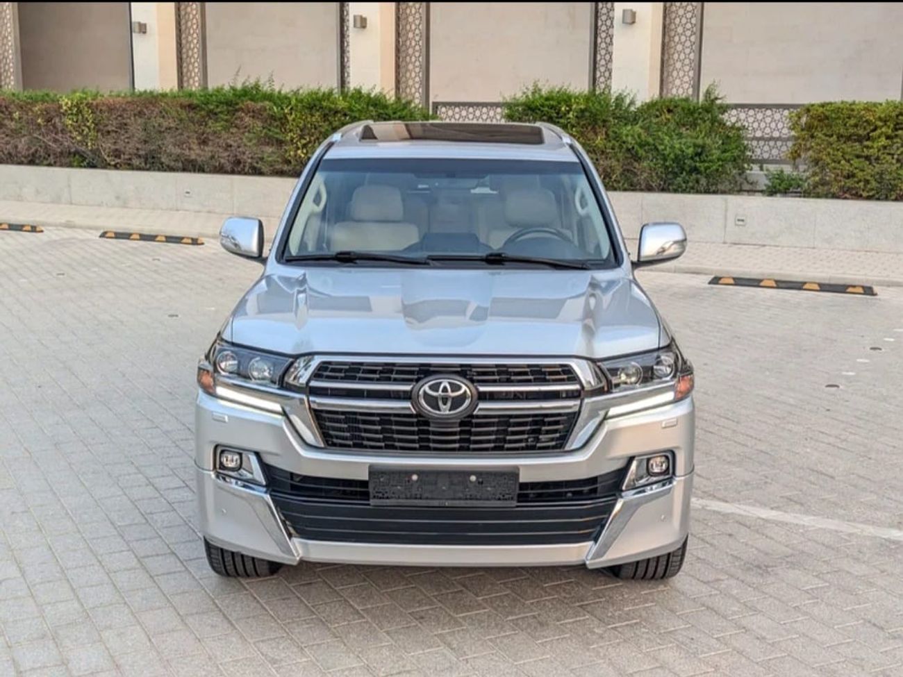 تويوتا لاند كروزر Toyota land cruiser GXR V6 LHD