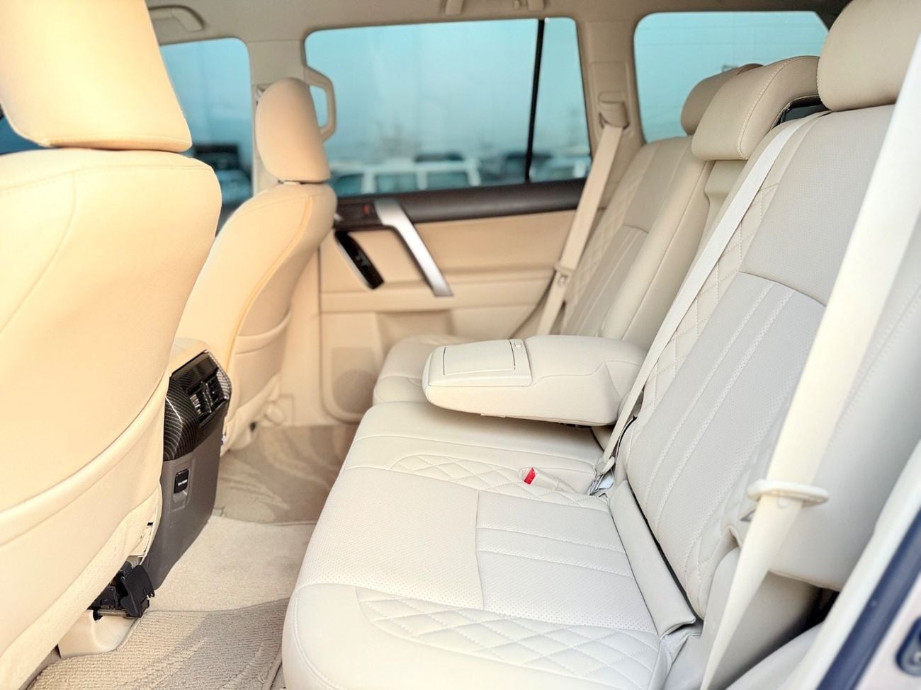 تويوتا برادو VXR 2.7L 4WD