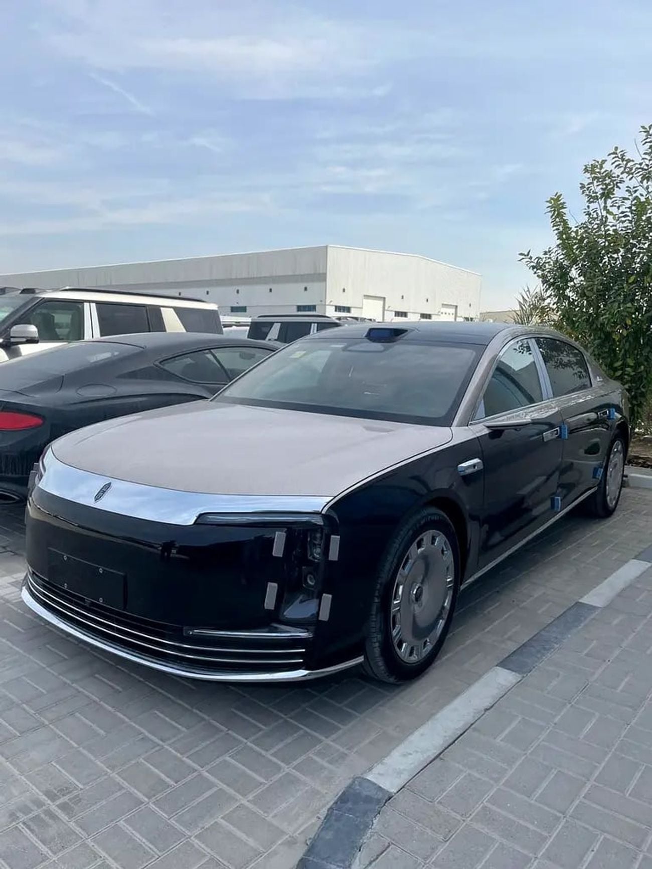 ماكسترو S800 Starlight Executive Edition (EREV) – Ultra-Luxury Intelligent Sedan