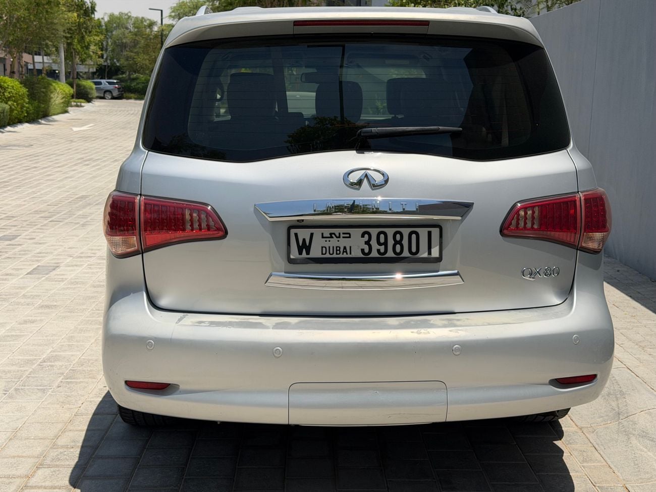 إنفينيتي QX80