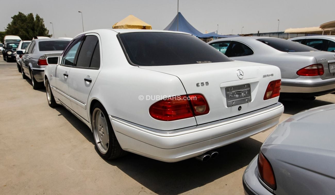 Mercedes-Benz E 55 AMG