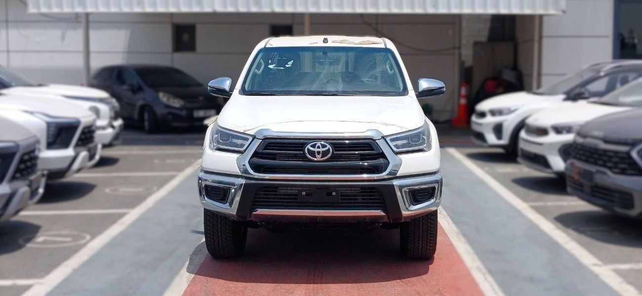 Toyota Hilux GL 2.4L Diesel Manual 4X4 2026YM