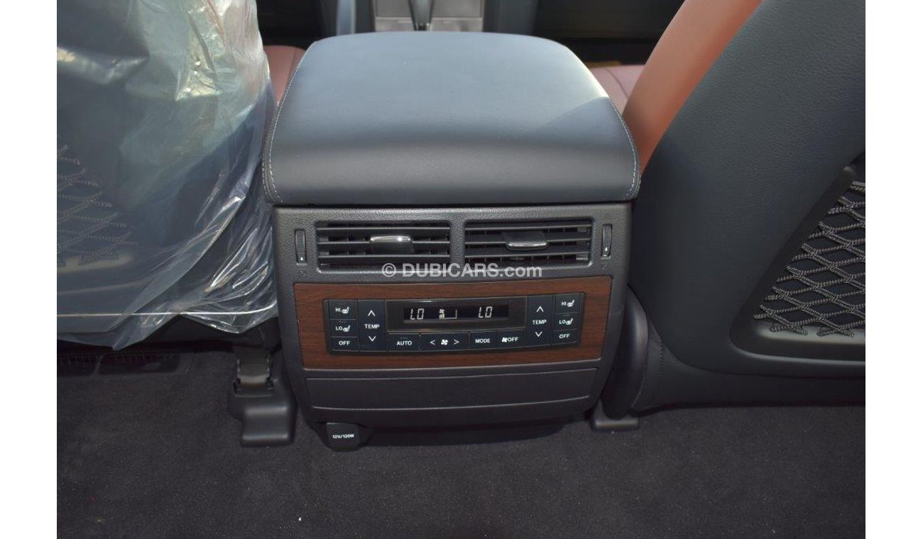 تويوتا لاند كروزر 200 VXR+ V8 4.5L Turbo Diesel 7 Seat Automatic Executive Lounge