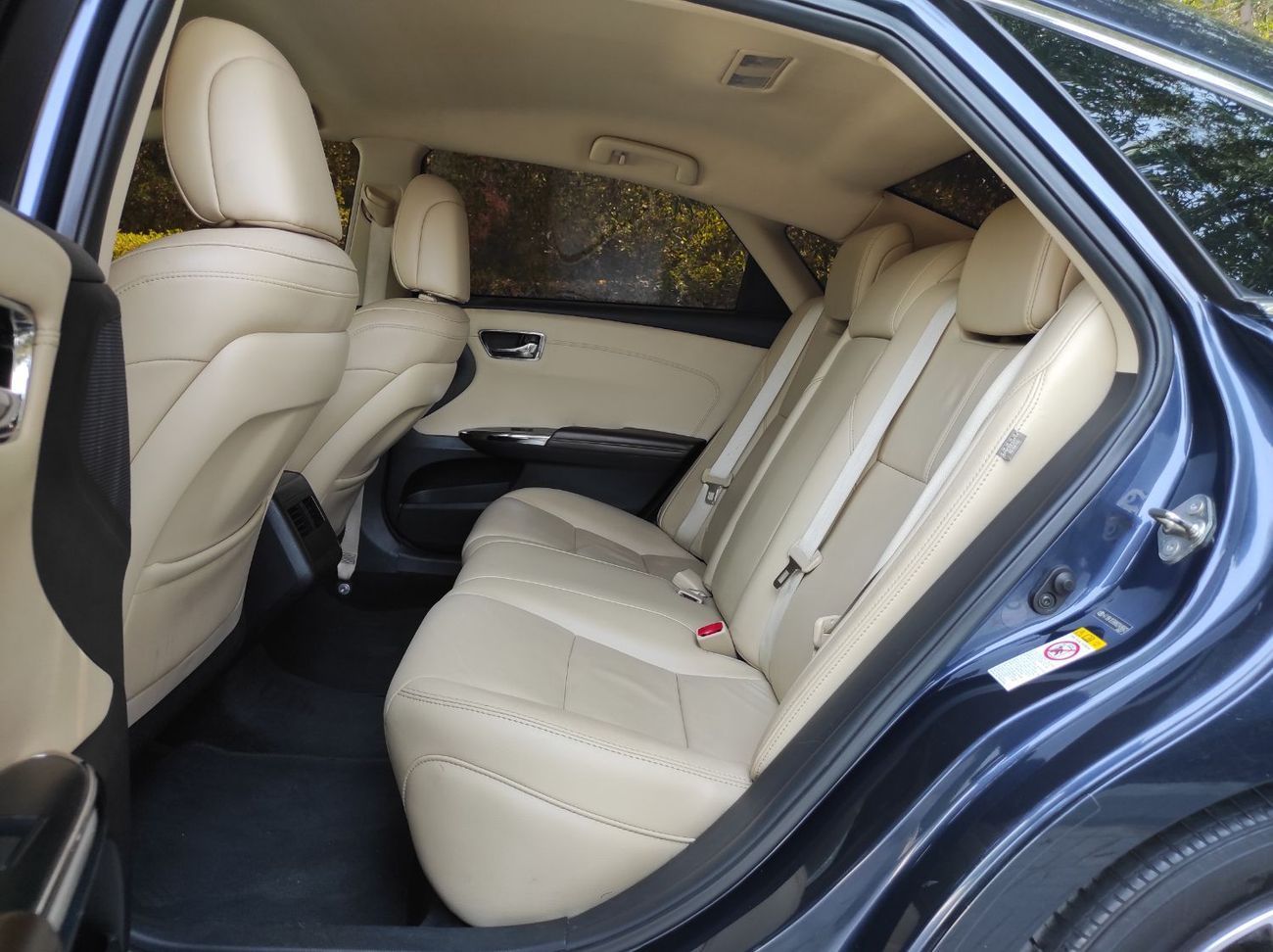 Toyota Avalon Toyota Avalon 2017 xle V6 full options with out sunroof clean car