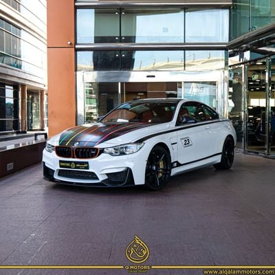 BMW M4 1 OF 23 BMW M4 DTM CHAMPION EDITION GCC 2000KM