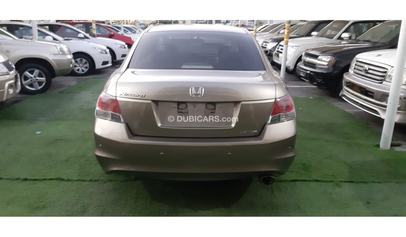 Honda Accord Gulf - accident-free - in excellent condition, you do not need any expenses