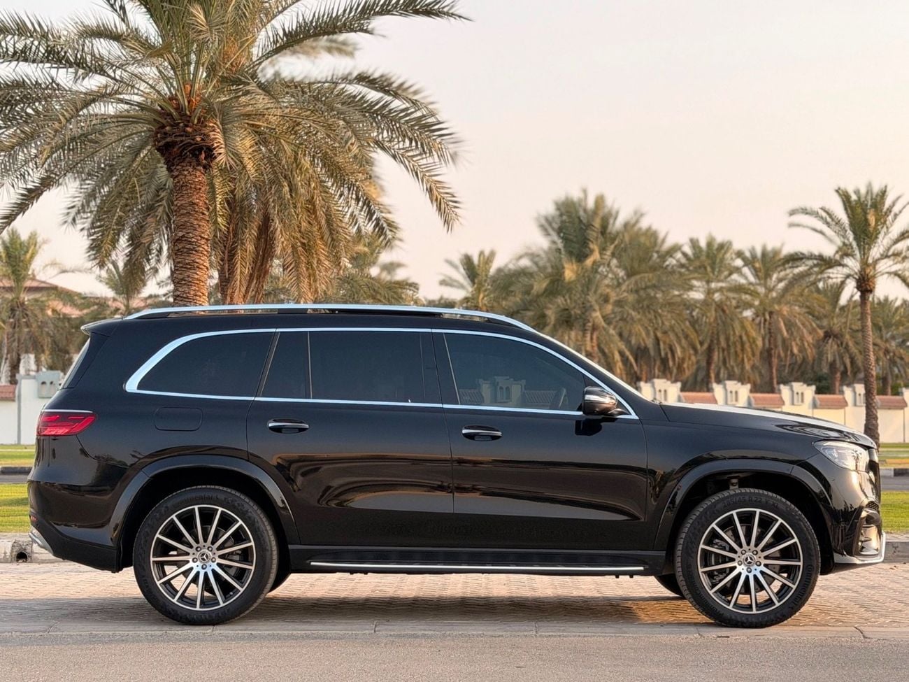 مرسيدس بنز GLS 450 4MATIC