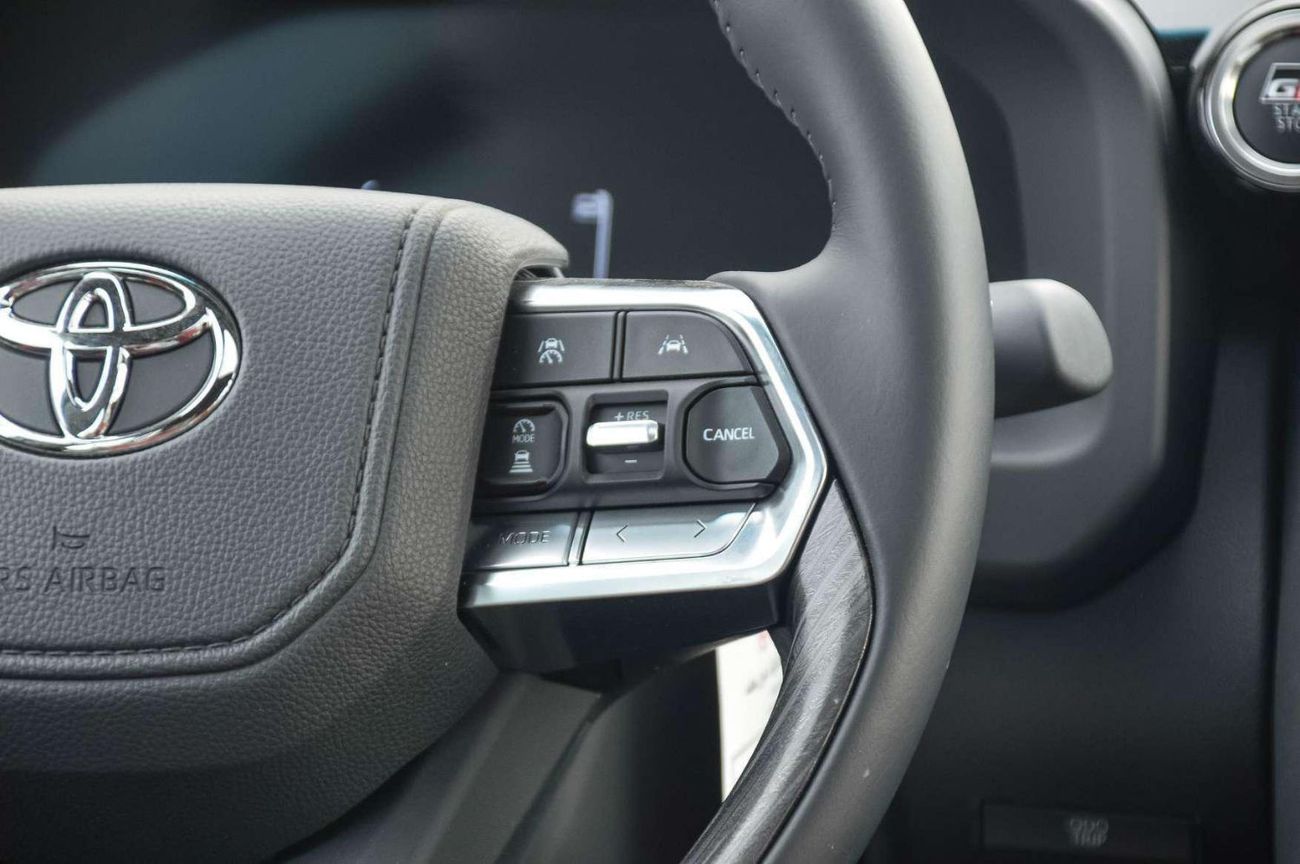 تويوتا لاند كروزر GR SPORT 3.5L 4WD PETROL SUV 2026