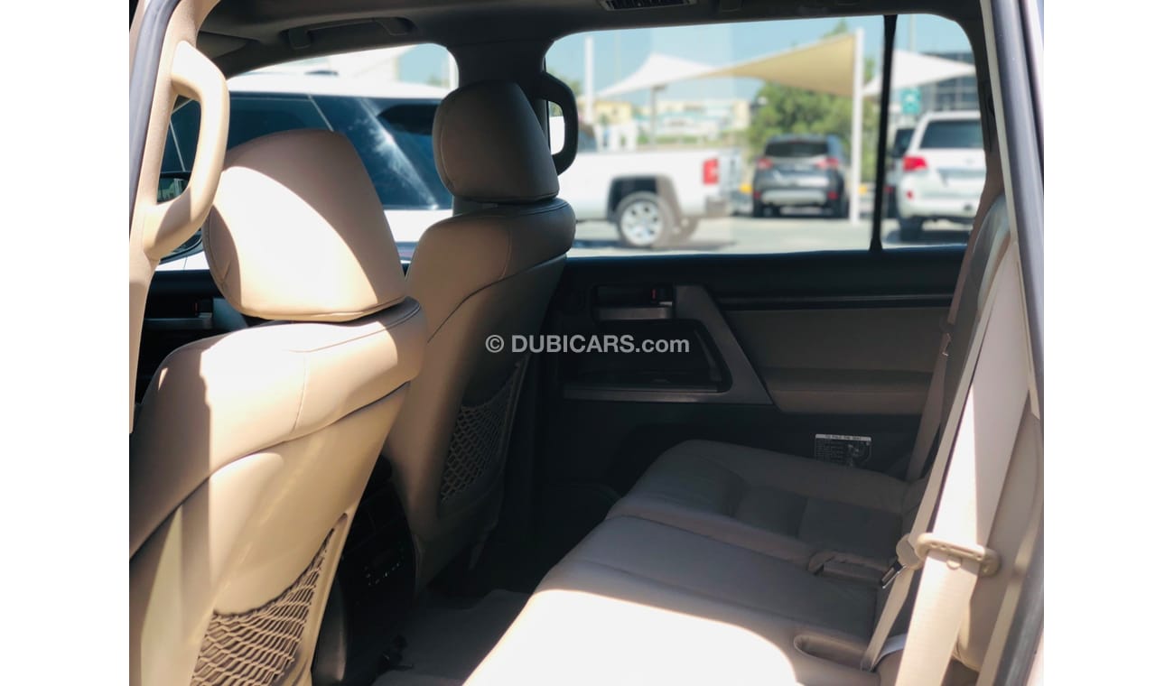 Toyota Land Cruiser Toyota Land Cruiser V8 VXR Perfect condition