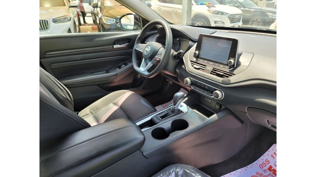 Nissan Altima 2020, Nissan Altima, Metallic Black Color