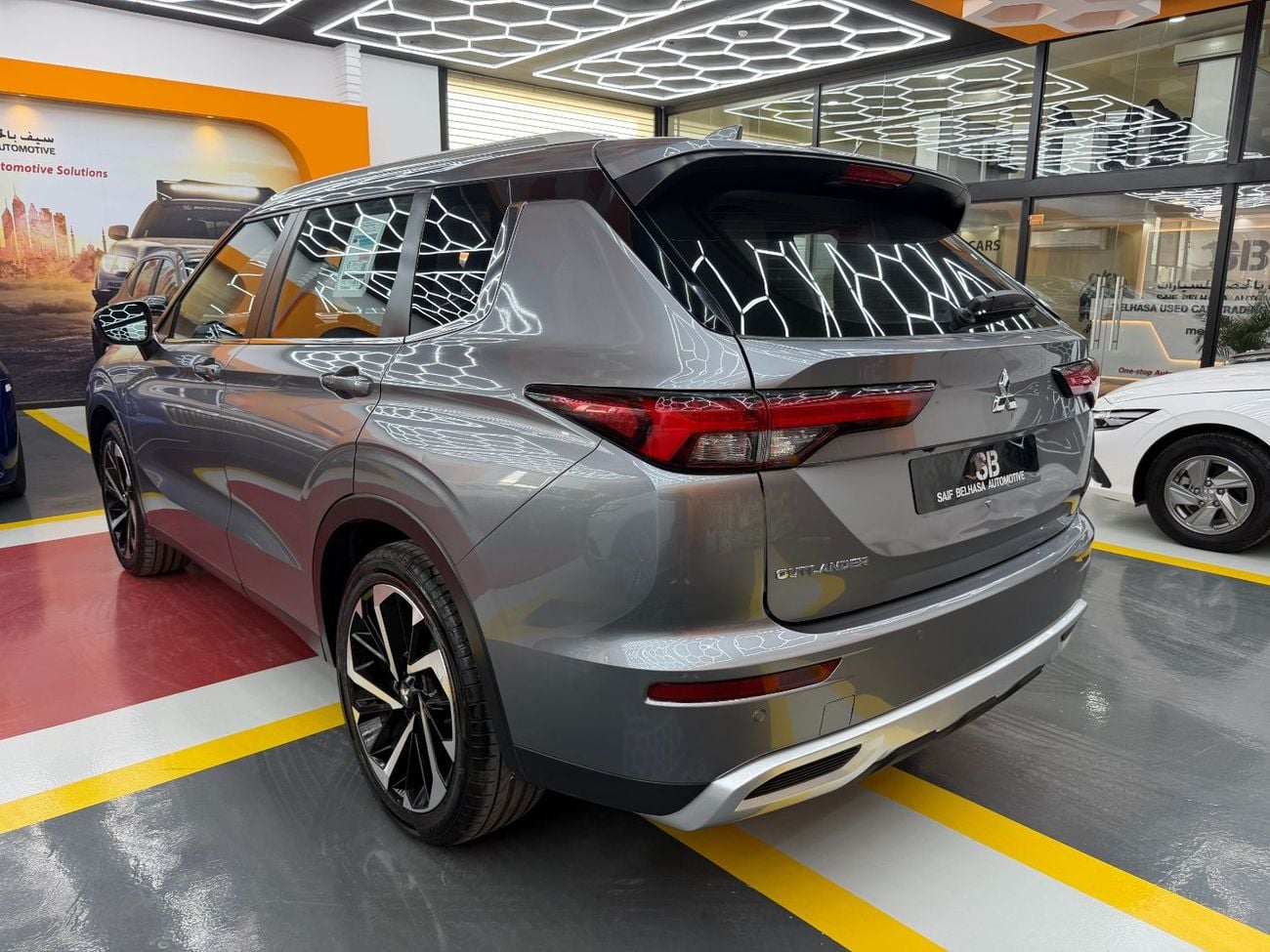 Mitsubishi Outlander GLX High 2.4L