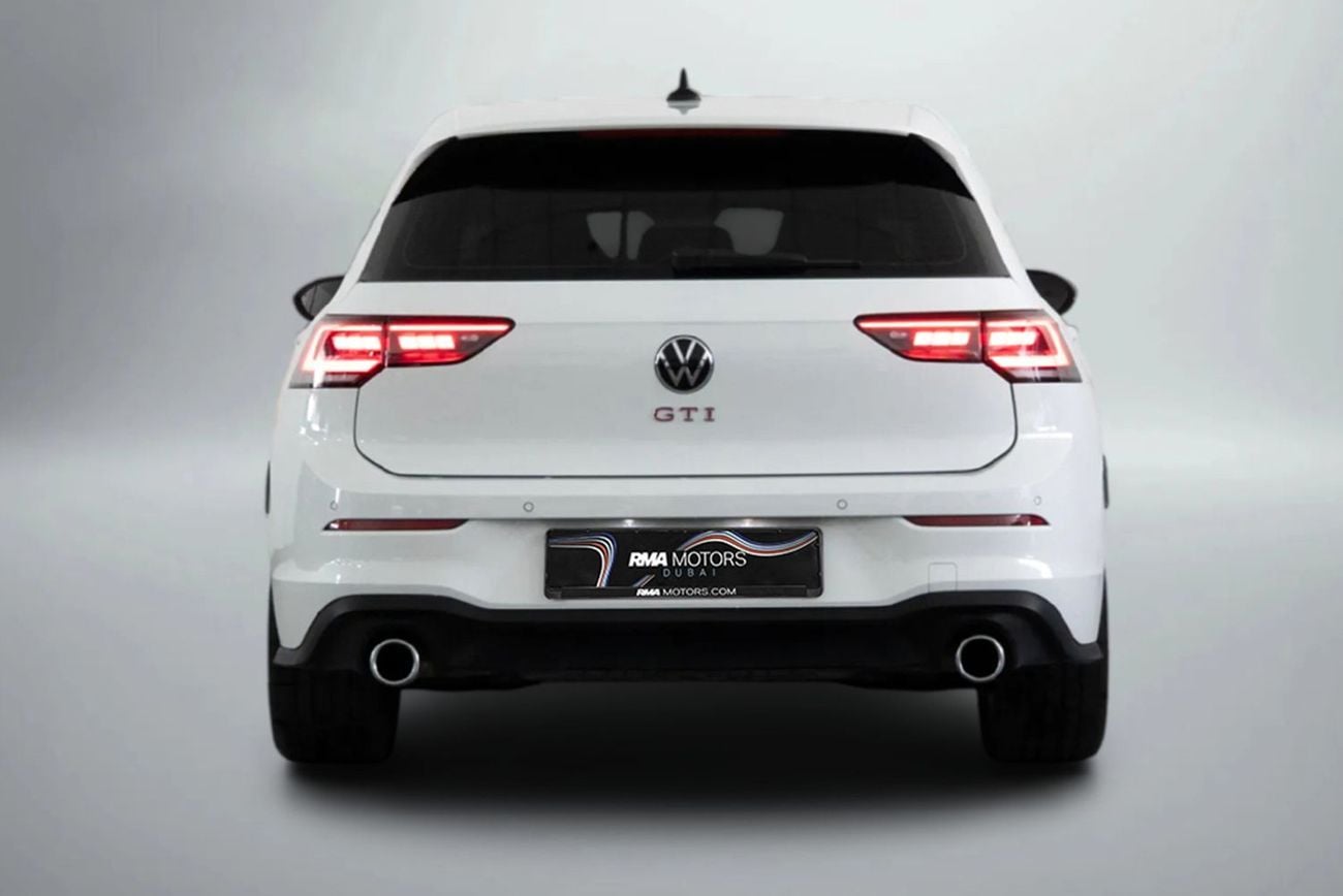 Volkswagen Golf STD Sport 2.0T