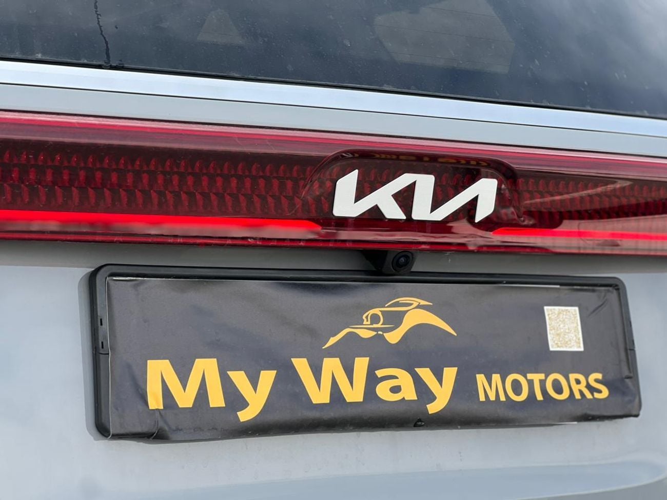 كيا كارنيفال EX KIA CARNIVAL