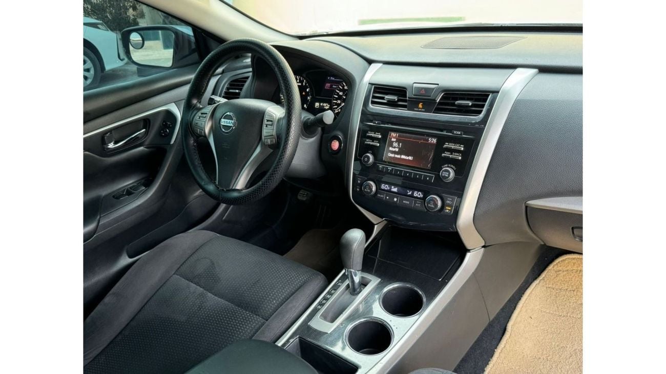 نيسان ألتيما SV