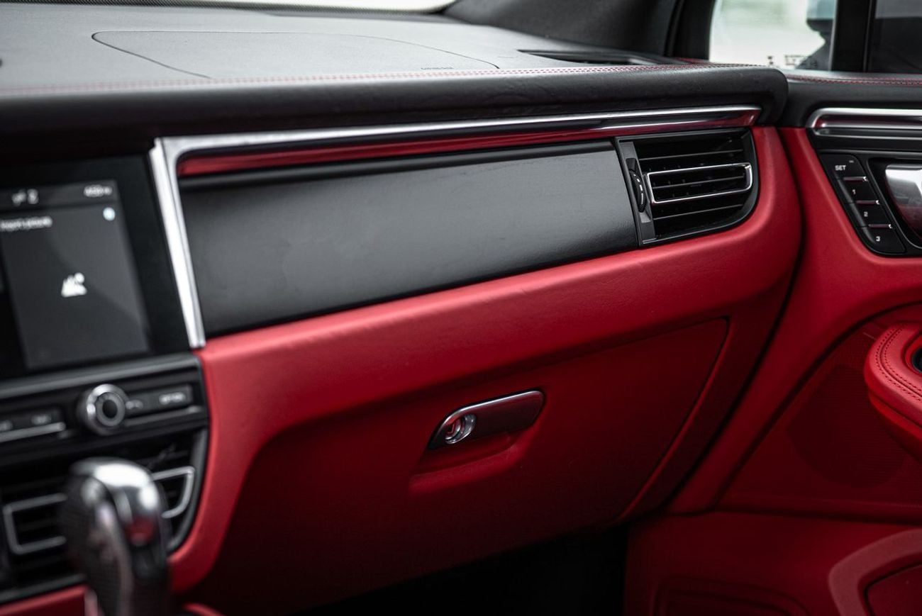 بورش ماكان Std 2.0L - sport chrono package