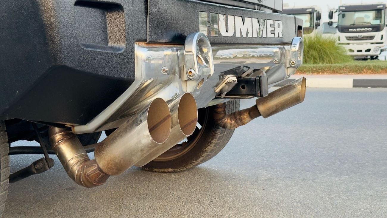 Hummer H2 6.0L PETROL ENGINE | AUTOMATIC TRANSMISSION | 4WD | LEFT-HAND-DRIVE | 2006