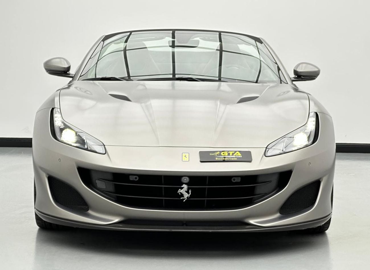 Ferrari Portofino STD 2019 Ferrari Portofino, Sept/2026 Warranty + Service Contract, Full Ferrari Service History, GCC